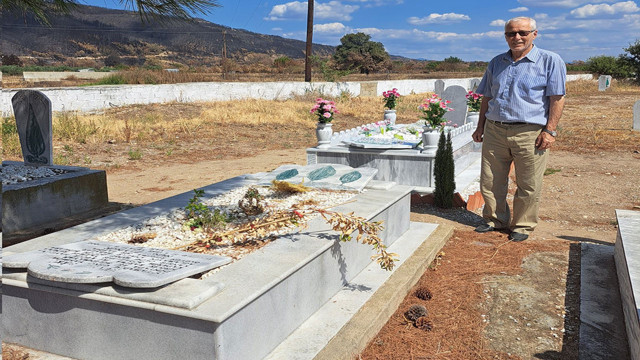 Batı Trakya'da çirkin saldırı! Müslüman mezarlıklarını tahrip ettiler - Resim: 1