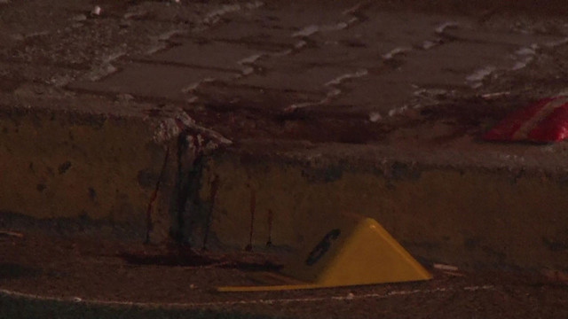 Kartal'da sokak ortasında sohbet eden gençlere silahlı saldırı! 1'i ağır, 3 kişi yaralandı - Resim: 2