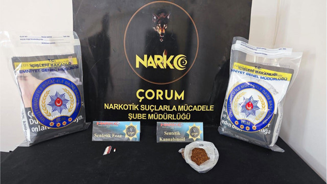 Çorum'da polis ekiplerinden uyuşturucu operasyonu! Çok sayıda uyuşturucu madde ele geçirildi - Resim: 1