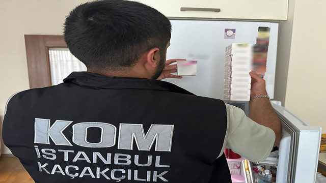 İstanbul'da kaçak botoks satıcıları yakayı ele verdi! Çok sayıda ilaç ele geçirildi, 2 kişi gözaltına alındı - Resim: 0