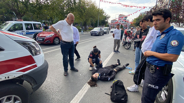Tekirdağ'da karşıdan karşıya geçmeye çalışan kadına motosiklet çarptı! - Resim: 1