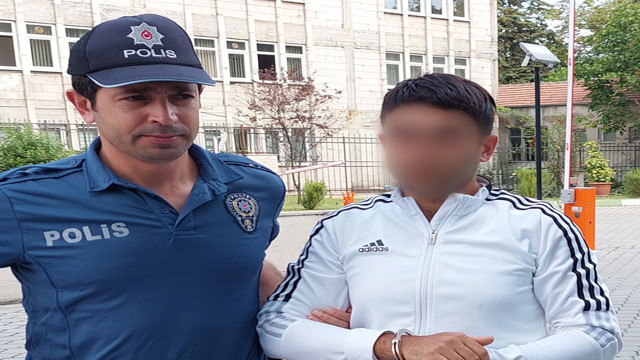 Samsun'da alkollü şahıs mezarlıkta hırsızlık yaptı! - Resim: 0