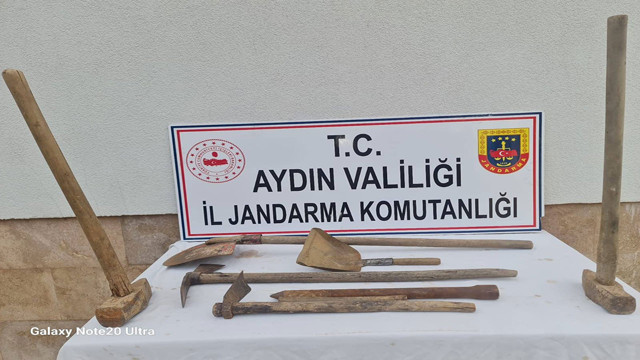Aydın'da kaçak kazı yapan şahıs suç üstü yakalandı! - Resim: 0