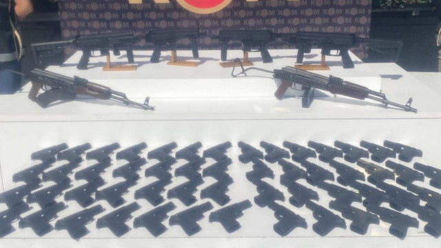 İstanbul'da silah kaçakçılığı operasyonunda 10 şüpheli yakalandı! Ele geçirilenlere bakın... - Resim: 3