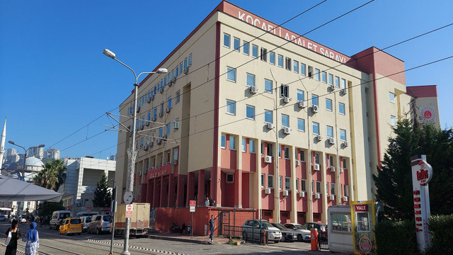 Dolandırıcılar sahte savcı oldu, yaşlı adamı 40 bin TL dolandırdı! "FETÖ'cüler hesabınıza el koyacak" - Resim: 0