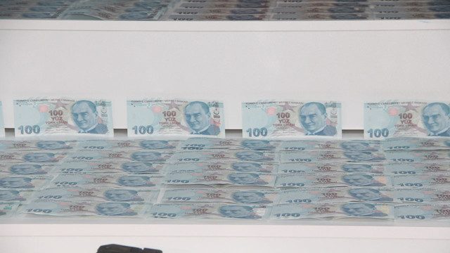 Elazığ'da sahte para ve silah tiacreti yapan şahıslara operasyon! - Resim: 0