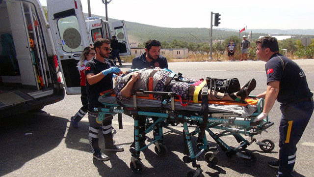 Muğla'da korkunç kaza! Çarpışan otomobiller refüje savruldu: 6 yaralı - Resim: 2