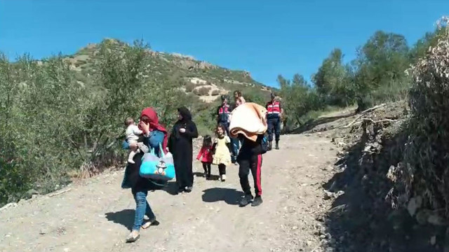 Çanakkale'de Jandarmadan kaçak göçmen operasyonu! 42 kaçak göçmen yakalandı - Resim: 0