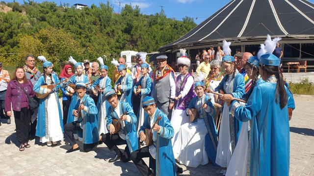 Türk Dünyası, İzmir‘de Yörük Türkmen Toyunda Buluşuyor - Resim: 1