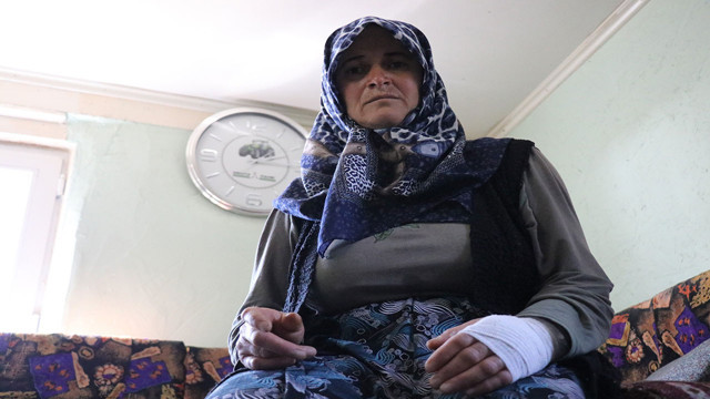 50 yaşındaki kadın arazisinde komşusu tarafından darp edildi! "Eline sopayı alıp vurmaya başladı" - Resim: 0