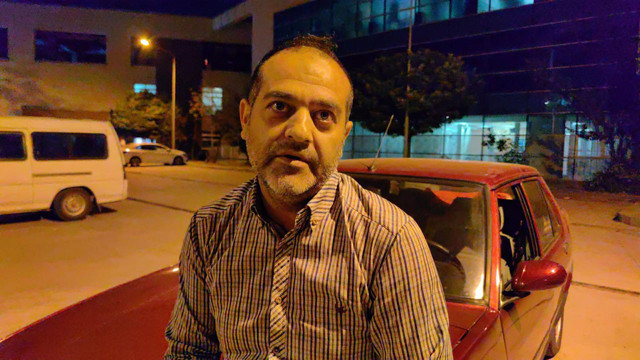 Tofaş aşkından ne yapacağını şaşırdı! 25 yıllık aracını satmak istemeyen sahibi çareyi afiş asmakta buldu - Resim: 0