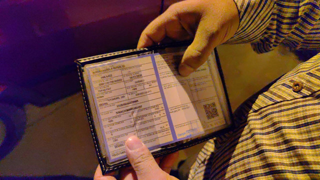 Tofaş aşkından ne yapacağını şaşırdı! 25 yıllık aracını satmak istemeyen sahibi çareyi afiş asmakta buldu - Resim: 2