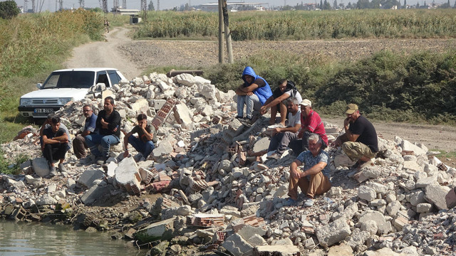 Hatay'da serinlemek için sulama kanalına giren çocuk sulama kanalında kayboldu! - Resim: 2