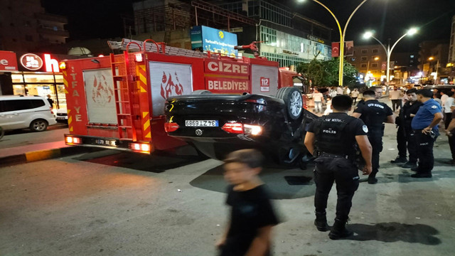 Şırnak'ta korkunç kaza! kamyonet ve otomobil kafa kafaya çarpıştı: 5 yaralı - Resim: 2