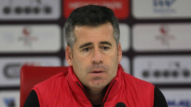 Süper Lig ekibi resmen duyurdu! Teknik direktör ile yollar ayrıldı - Resim: 0