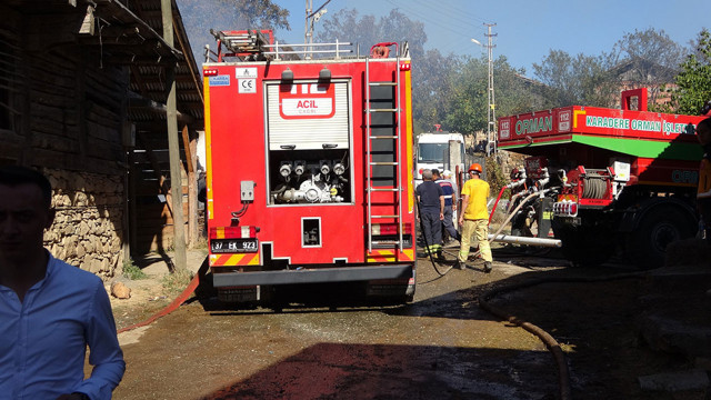Kastamonu'da kokunç yangın! Alev alev yanan evde yatalak kadın feci şekilde can verdi - Resim: 4