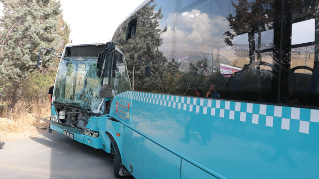 Kahramanmaraş’ta belediye otobüsü ile halk otobüsü çarpıştı - Resim: 0