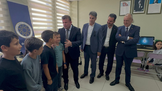 "Bilişim Teknolojileri Geri Dönüşüm Projesi" 80. durağıyla buluştu - Resim: 1