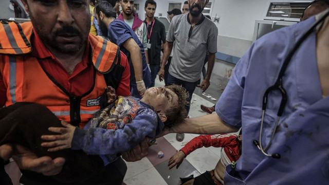 İsrail, Gazze Şeridi'ndeki El-Mamedani Hastanesi'ni vurdu: Yüzlerce kişi öldü - Resim: 1