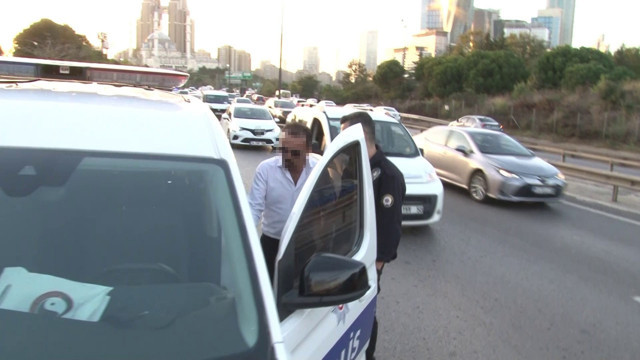 "Düşmanım olabilir çekmeyin" diyen taksicinin aranması olduğu ortaya çıktı - Resim: 1