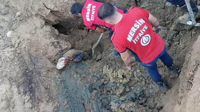 Su kuyusu açmaya çalışırken göçük altında kalarak can verdiler - Resim: 0