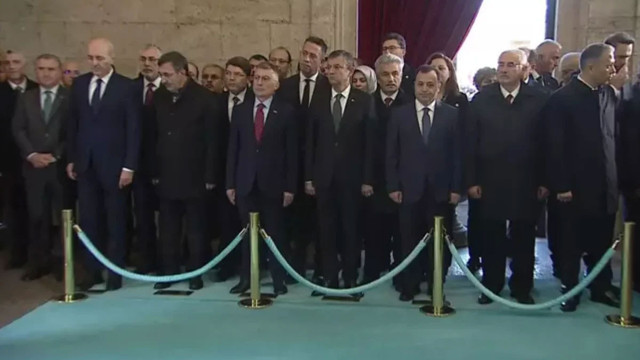 Atatürk'ün vefatının 85. yılı... Cumhurbaşkanı Erdoğan başkanlığındaki devlet erkanı Anıtkabir'de - Resim: 2