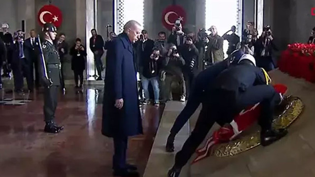 Atatürk'ün vefatının 85. yılı... Cumhurbaşkanı Erdoğan başkanlığındaki devlet erkanı Anıtkabir'de - Resim: 0