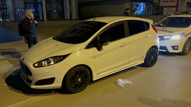 Drift atarken 2. kez alkollü yakalanan sürücü, "şimdi gider intihar ederim" deyince... - Resim: 1