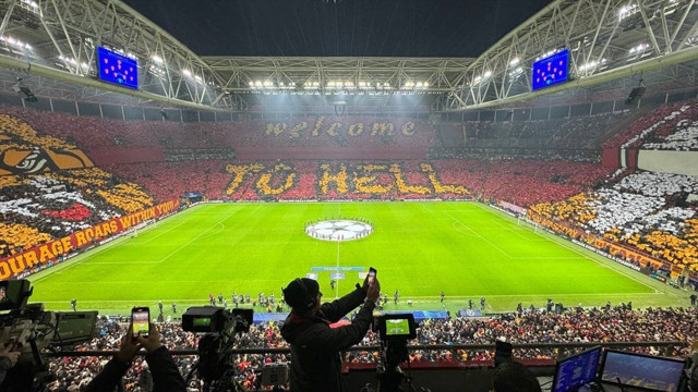Galatasaray'dan Şampiyonlar Ligi koreografisi! - Resim: 2