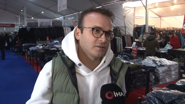 Kadıköy’de markalar çadırı açılışında 'indirim' izdihamı - Resim: 1