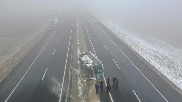 Ağrı'da zincirleme trafik kazası! Çok sayıda yaralı var - Resim: 2