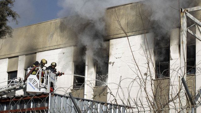 Ankara'da elektronik yedek parça üreten fabrikada yangın paniği - Resim: 0