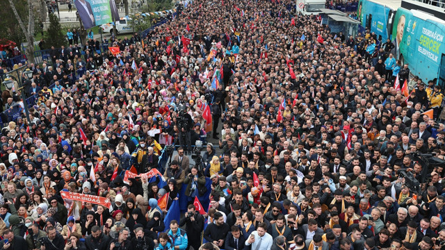 AK Parti seçim programına silahlı saldırı! Cumhurbaşkanı Erdoğan: Bir saldırgan yakalandı - Resim: 2