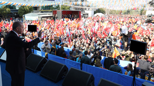 Cumhurbaşkanı Erdoğan, muhalefete saydırmaya devam etti! Özgür Özel'e: 31 Mart'ta onu da 'özgür'leştireceğiz - Resim: 0