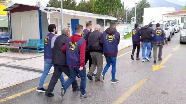 Küpü ve içindekini gören çiftçi büyük bir tuzağa düştü! Dedektifler harekete geçti - Resim: 2