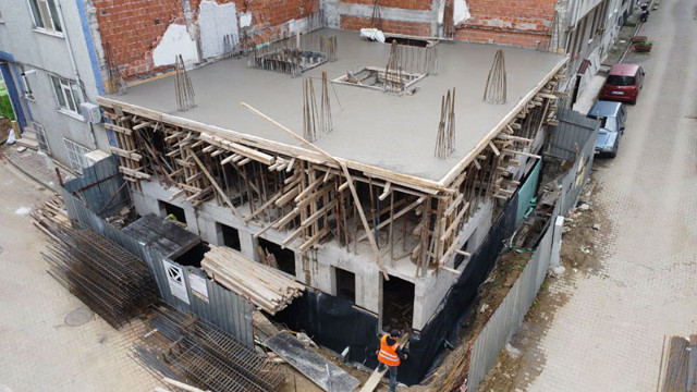 'Yarısı Bizden Kampanyası'nda ilk temel Üsküdar Salacak'ta atıldı - Resim: 0