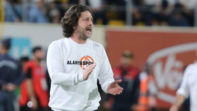 Alanya'da saha kenarı karıştı! Fatih Tekke kırmızı kart gördü - Resim: 1