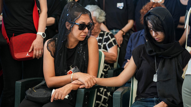 Şehit Hava Pilot Albay Uğur Yıldız, İzmir'de son yolculuğuna uğurlandı - Resim: 1