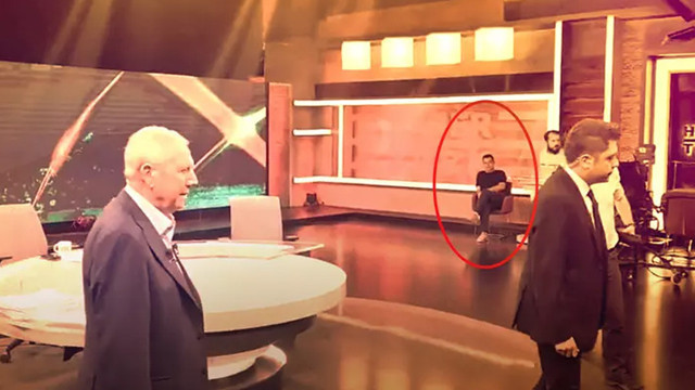 Stüdyoda gerginlik çıktı, Acun Ilıcalı rahatını bile bozmadı! Aziz Yıldırım'a bakışı dikkat çekti... - Resim: 2