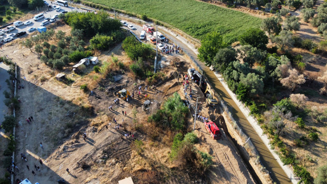 Aydın'da içme suyu hattı kazı çalışmasında göçük: 3 kişi hayatını kaybetti - Resim: 1