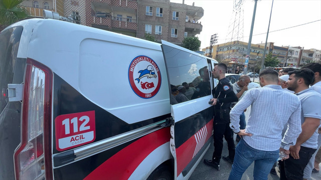 Şanlıurfa'da esnaf ile zabıta arasında yer kavgası! Yaralılar var - Resim: 1