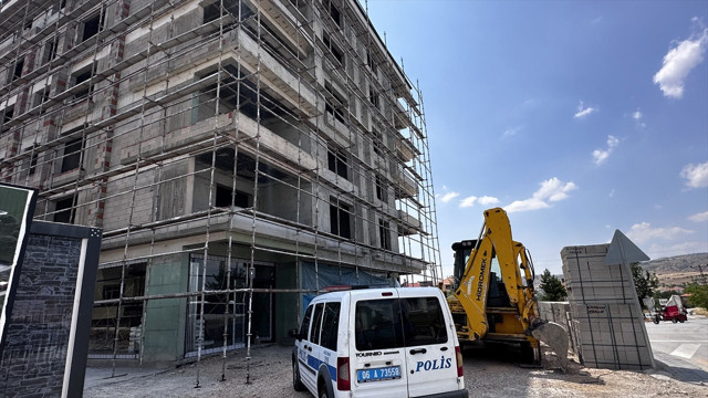 Ankara'da asansör boşluğuna düşen stajyer öğrenci öldü - Resim: 0