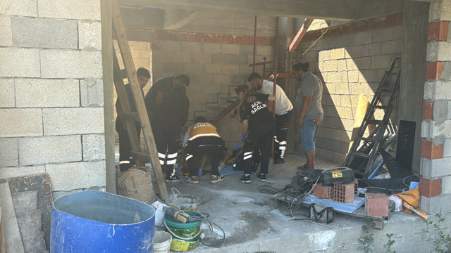 Bolu'da yüksekten düşen inşaat işçisinin bacağına demir saplandı - Resim: 0