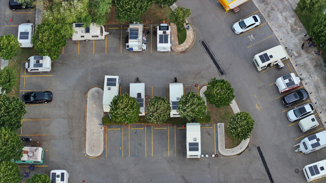 İstanbul'da karavan yoğunluğu ve karavanda yaşam tartışmalara neden oluyor - Resim: 3