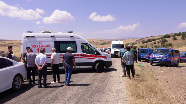 Kırıkkale'de korkunç olay! Baba, oğul ve torun tarla sulama kavgasında öldürüldü - Resim: 0