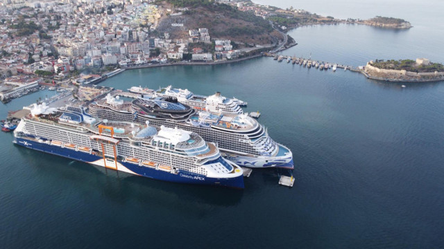 Kuşadası kruvaziyer turizminde zirvede! Bakan Uraloğlu: Kruvaziyer yolcu sayısı 8 ayda 1 milyon 196 bin oldu - Resim: 0