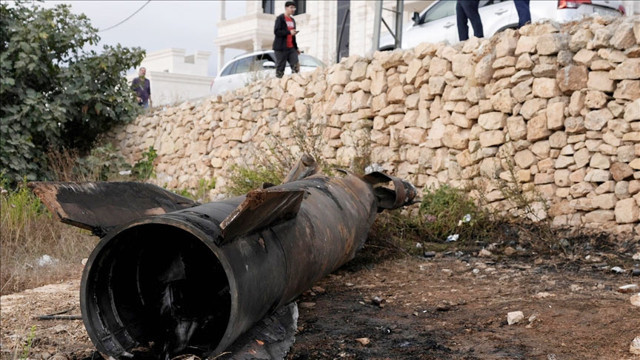 Nedim Şener'den 'kolpacı' dediği İran'a tepki: Göstermelik misilleme - Resim: 0