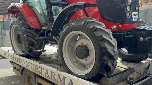 Adana'da 34 aracın lastiğini kesen 2 kişi gözaltına alındı - Resim: 2