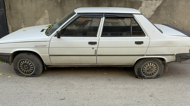 Adana'da 34 aracın lastiğini kesen 2 kişi gözaltına alındı - Resim: 3