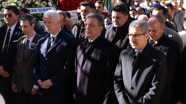 Yazar Selim İleri son yolculuğuna uğurlandı - Resim: 0